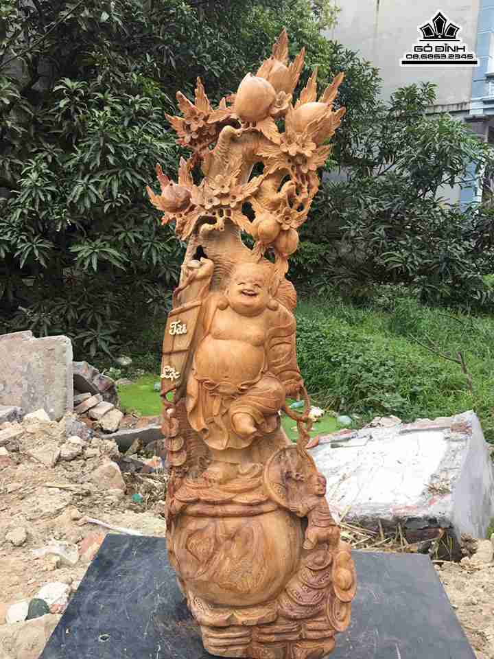 gia-Tuong-phat-di-lac-dung-goc-dao-go-ngoc-am