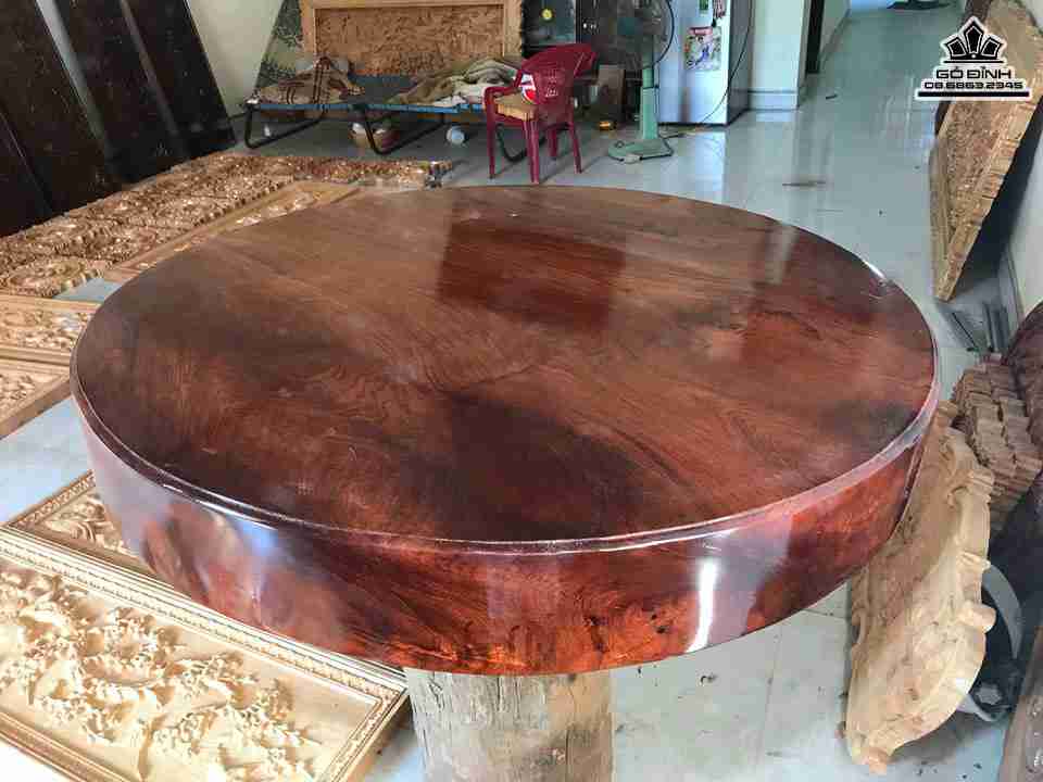 Mat-ban-go-huong-Gia-Lai-duong-kinh-92-day-12-cm