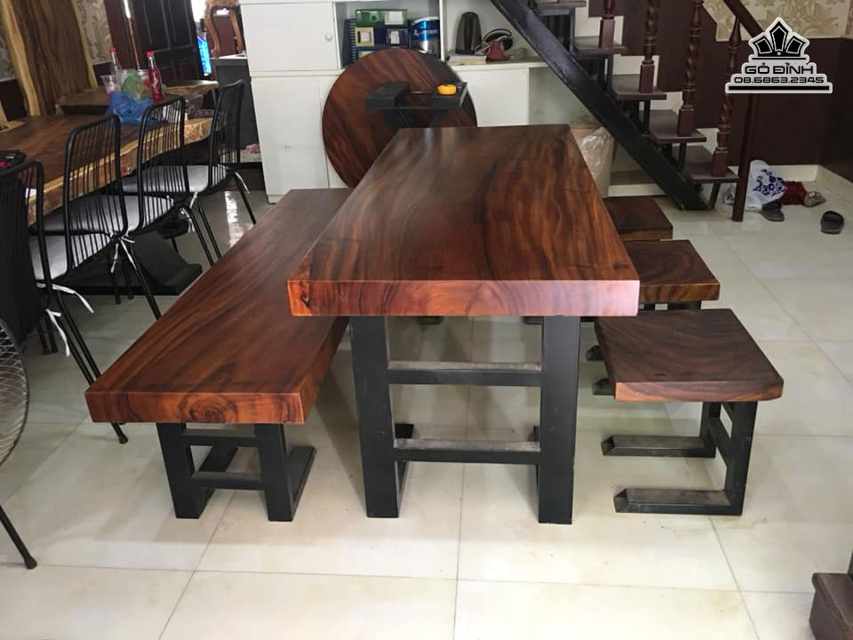 gia-Bo-ban-1-bang-4-ghe-don-go-me-tay