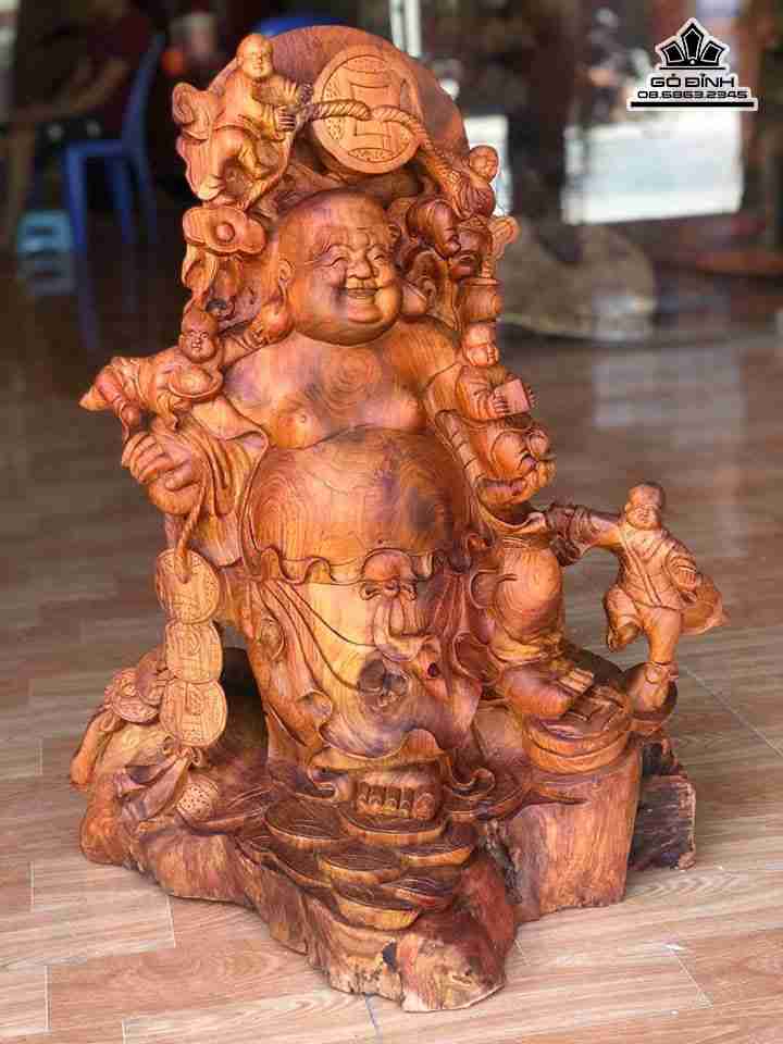 Phat-di-lac-ngu-phuc-go-huong-cao-75-rong-60-day-50-cm