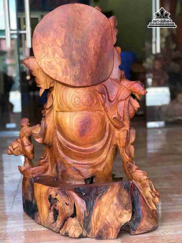 Phat-di-lac-ngu-phuc-go-huong-cao-75-rong-60-day-50-cm