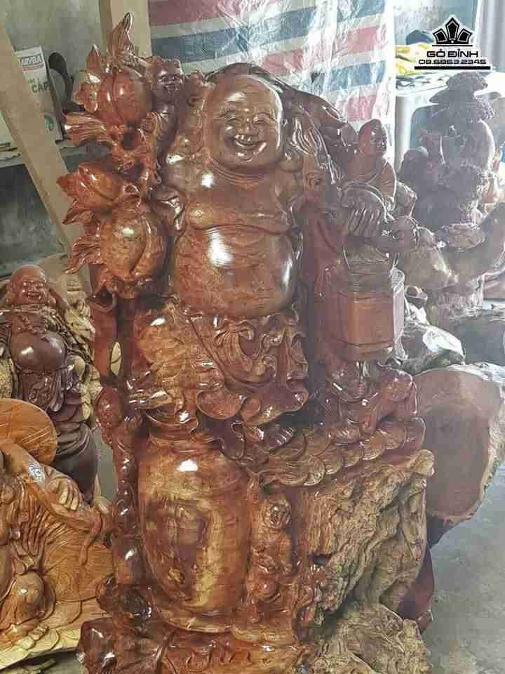 Phật di lặc ngũ phúc đứng chum tiền gỗ sụn hương 1