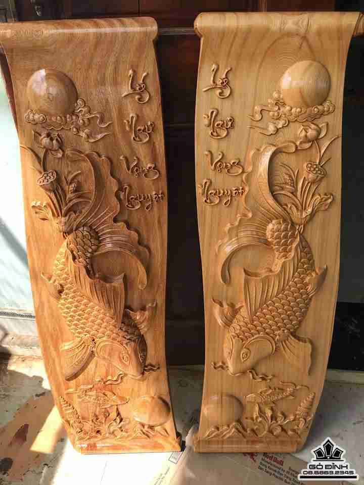 Cặp tranh cá chép gỗ pơ mu  1