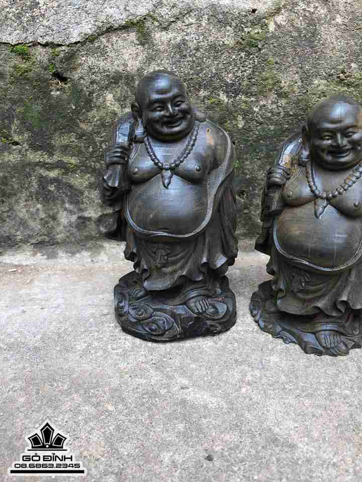 Phật di lặc vác bao tiền gỗ mun sừng  2