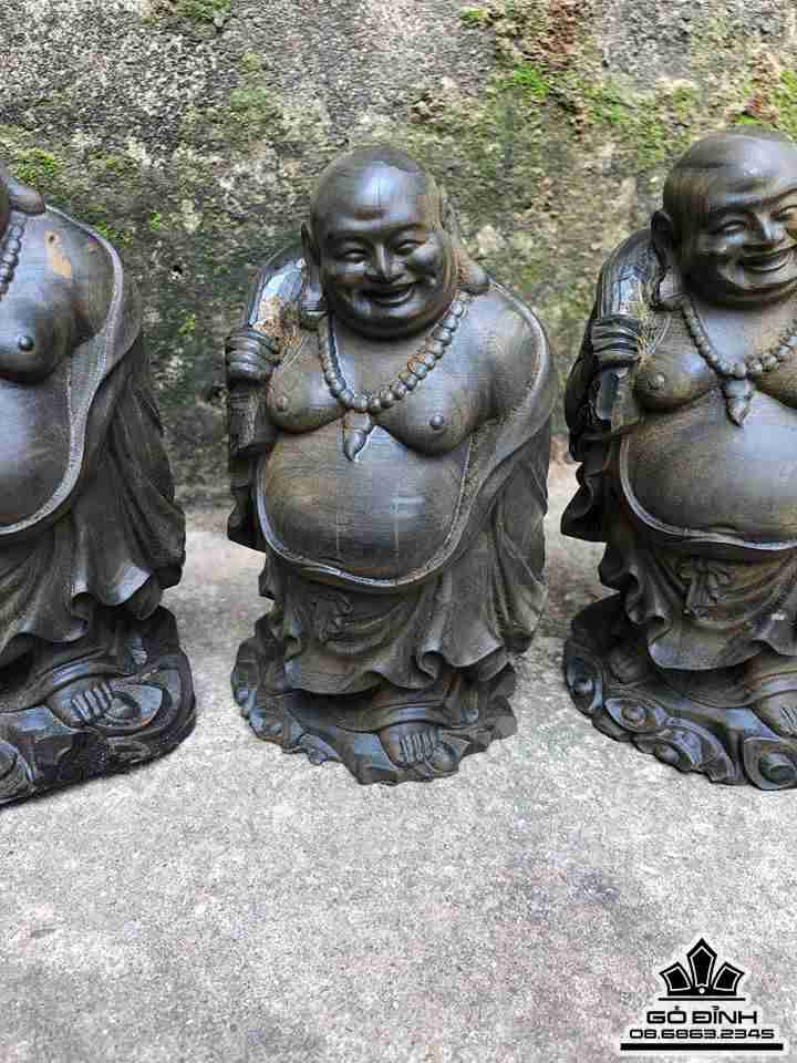 Phật di lặc vác bao tiền gỗ mun sừng  3