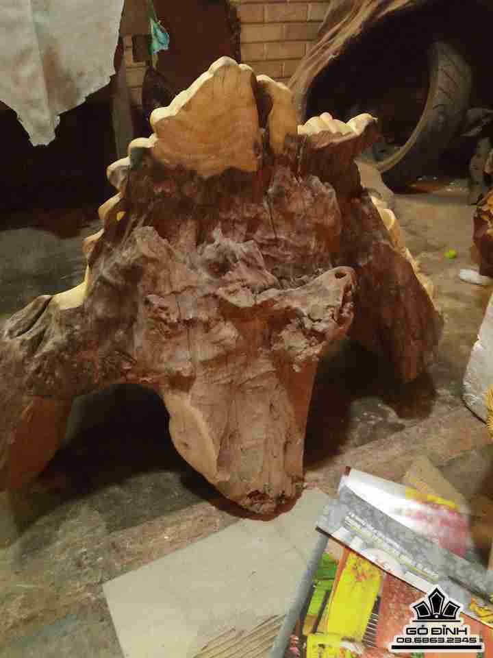 Phật di lặc ngồi cung trăng gỗ xá xị thơm  7