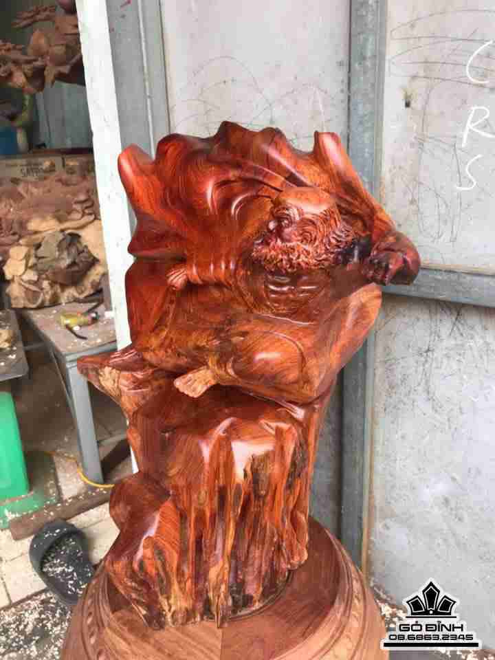 Đạt ma gỗ hương 2