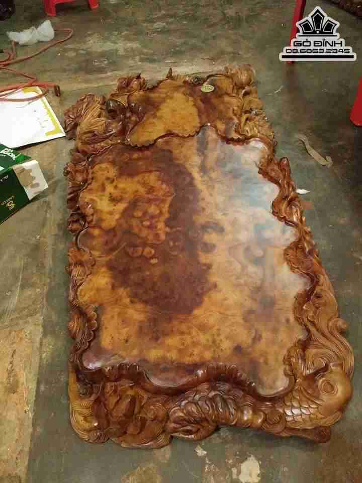 Khay trà cá chép gỗ nu xá xị thơm nức mũi  3