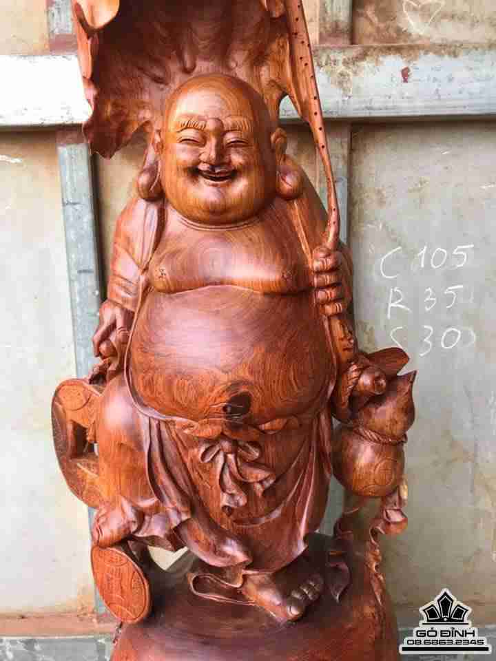 Phật di lặc cầm lá sen gỗ hương 1