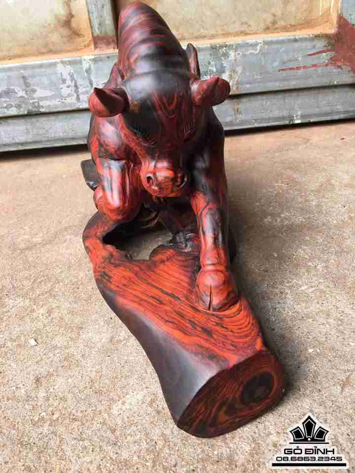 Bò tót gỗ trắc đỏ đen 47x23x16 3