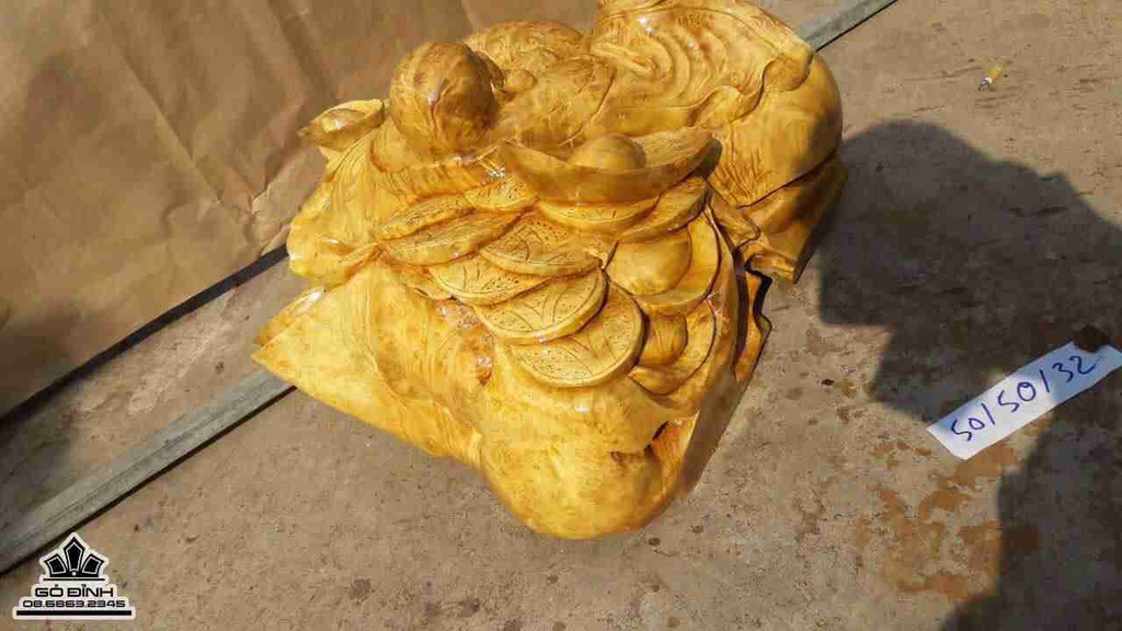 Phật di lặc gỗ nu nghiến 50x50x35 8