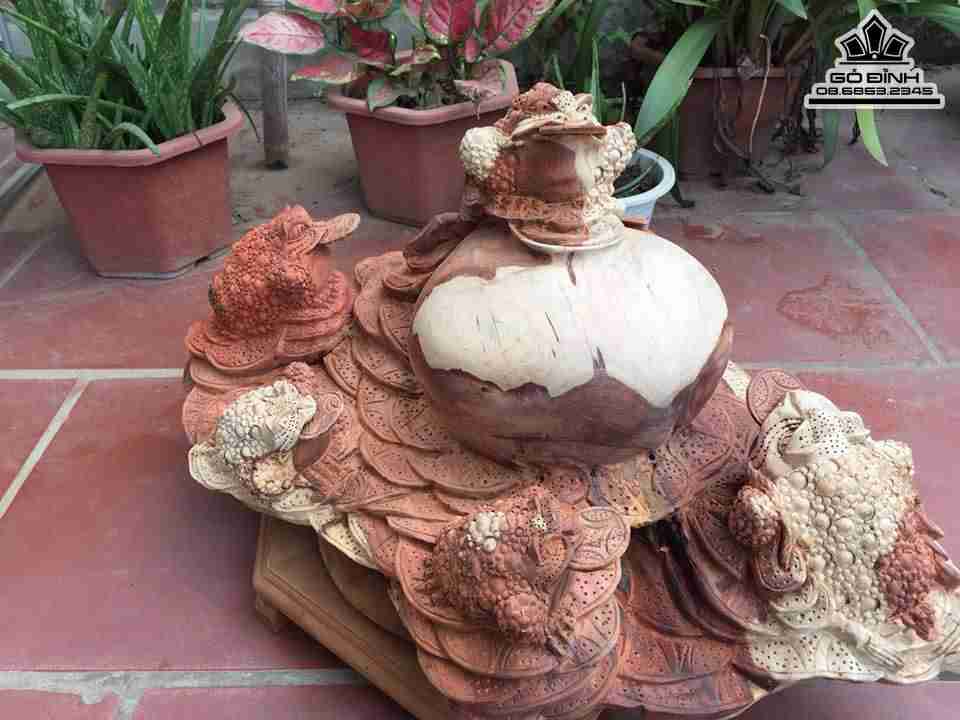 Ngũ cóc chấn lộc gỗ hương 70x31x40 1