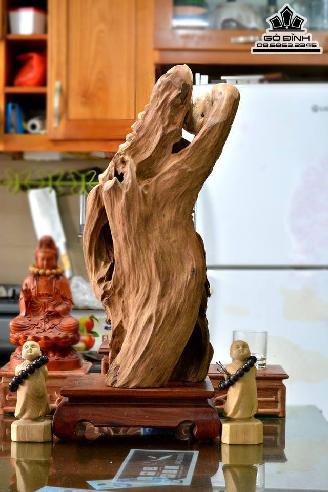 Ông thọ gỗ ngọc am hà giang thơm 66x30x18 4