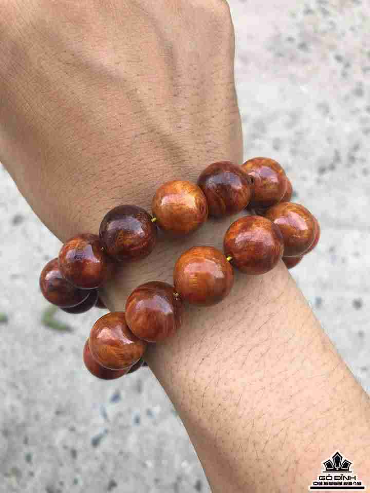 Vòng hạt tròn gỗ huyết long 16 li 2