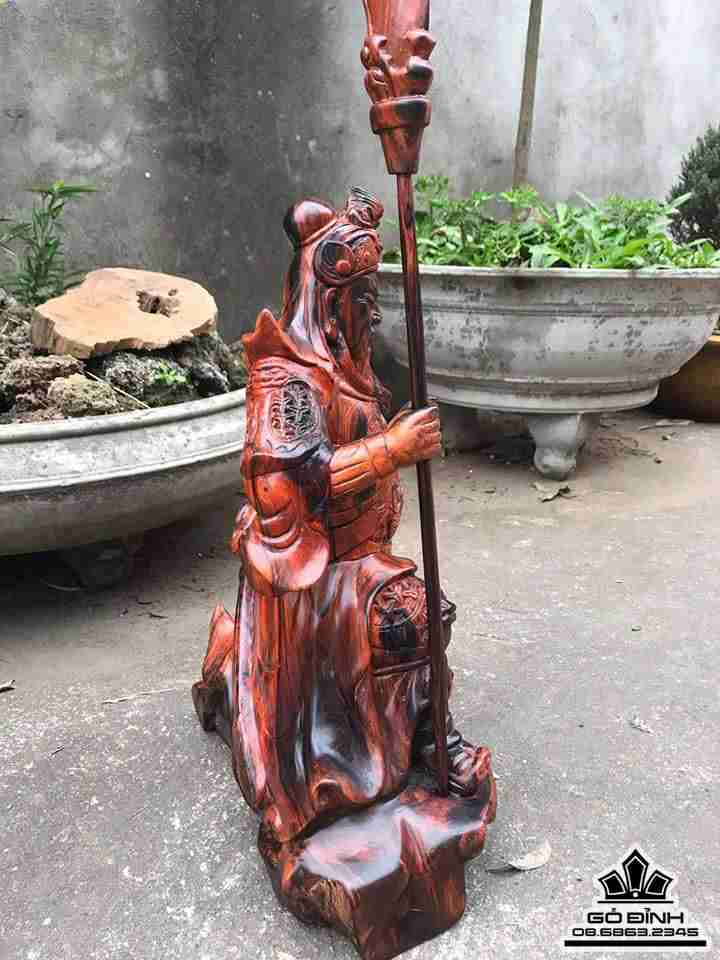 Quan công gỗ trắc đỏ 43x32x20 1