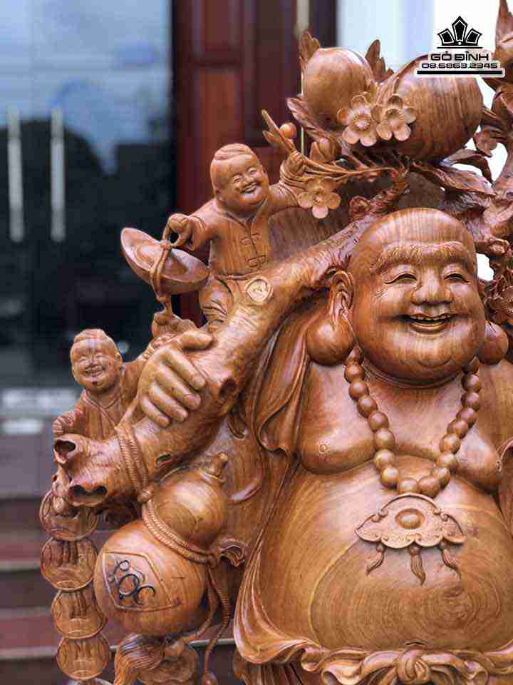 Tuong-Phat-Di-Lac-Ngu-Phuc-Go-Dep