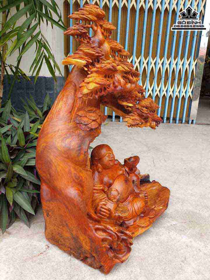 Tuong-Phat-Di-Lac-Ngoi-Goc-Tung-Go-Huong-2