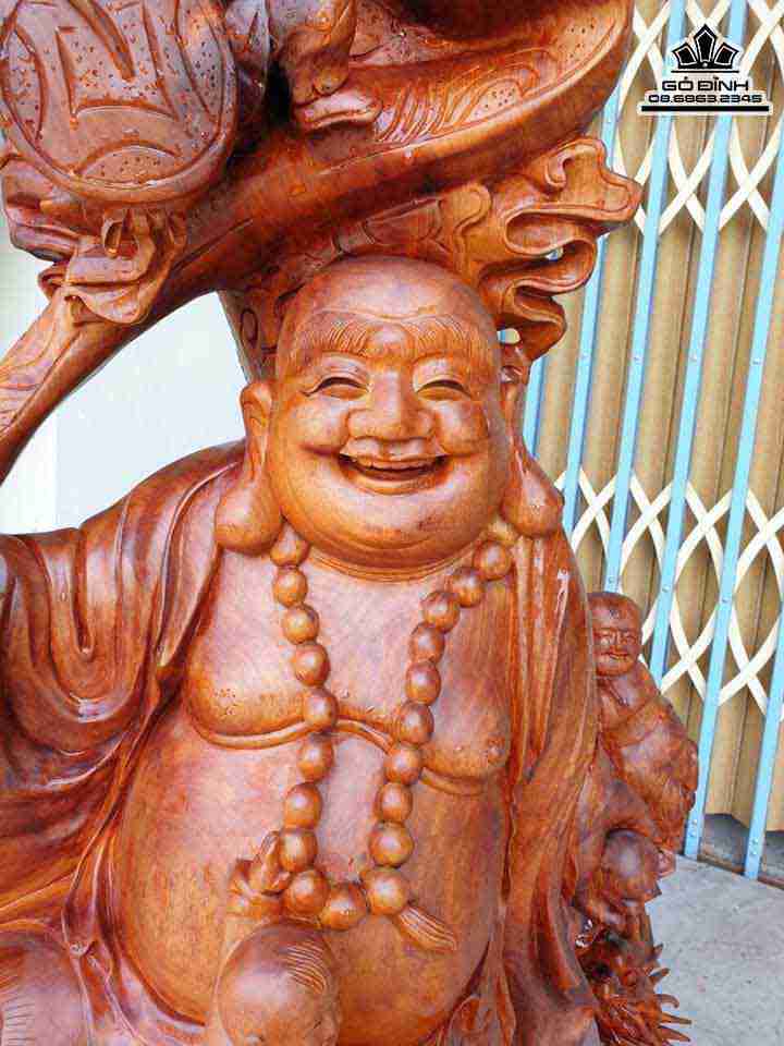 Tuong-Phat-Di-Lac-Ngu-Phuc-Go-Huong