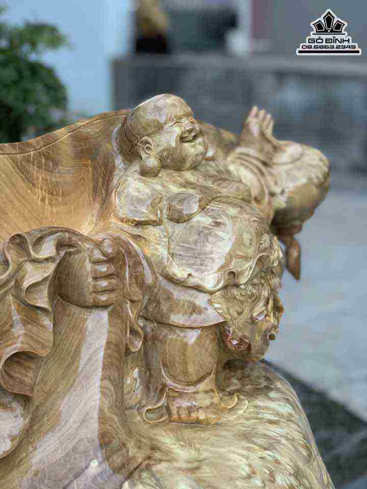 Tuong-Phat-Di-Lac-Dung-Bao-Tien-Go-Nu-Nghien-7