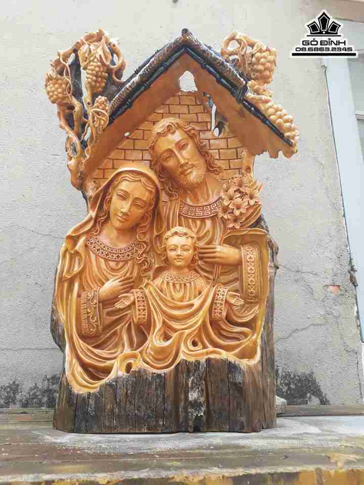 Tượng Gia Đình Thánh Gia  cao 80 rộng 50 dày 20 (cm)