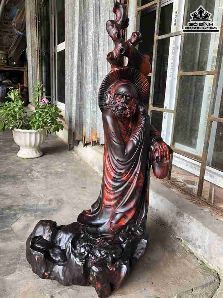 Tượng Đạt Ma Quá Hải Gỗ Trắc  Cao 65 Ngang 36 Sâu 25 (cm)