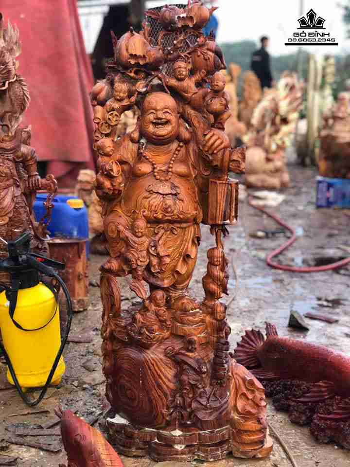 Tượng Phật Di Lặc Cửu Phúc gỗ cẩm  cao 1m10 rộng 42 sâu 30 (cm)