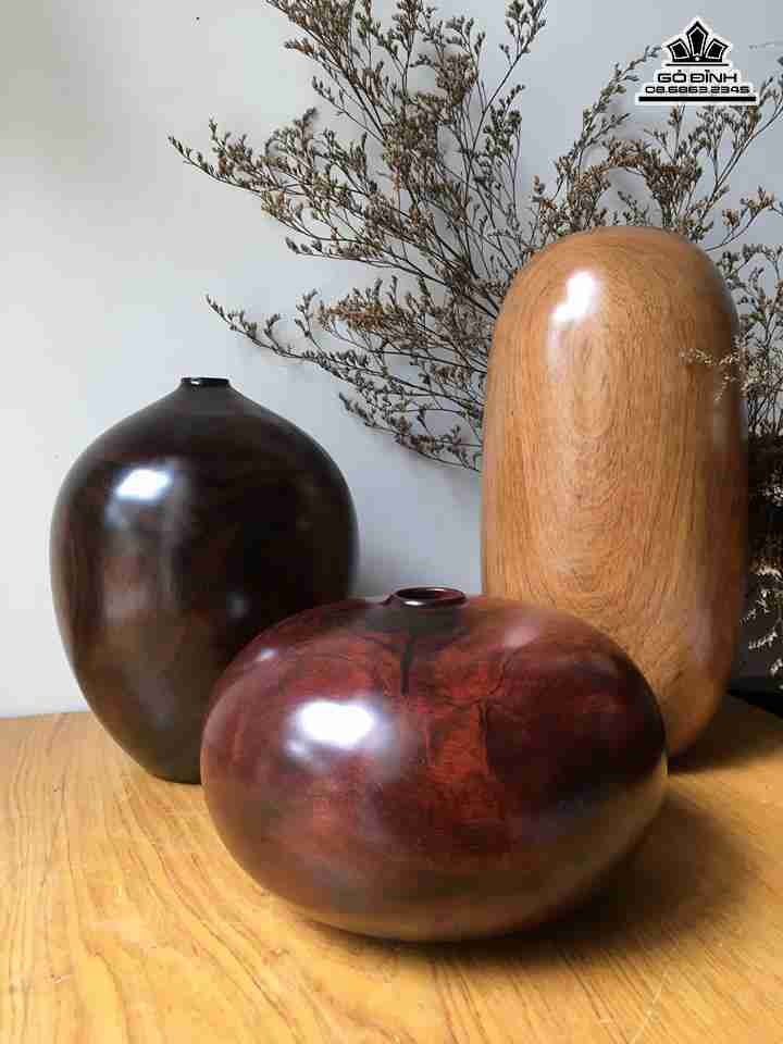 Cẩm liên 30 x 15. Chiu liu 22x17. Hương 19 x 13 3 bình