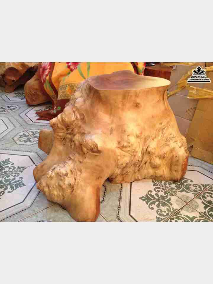 Đôn nguyên khối gỗ nu xá xị đỏ  cao 42 ngang 72 dày 65 mặt 43-35 (cm)