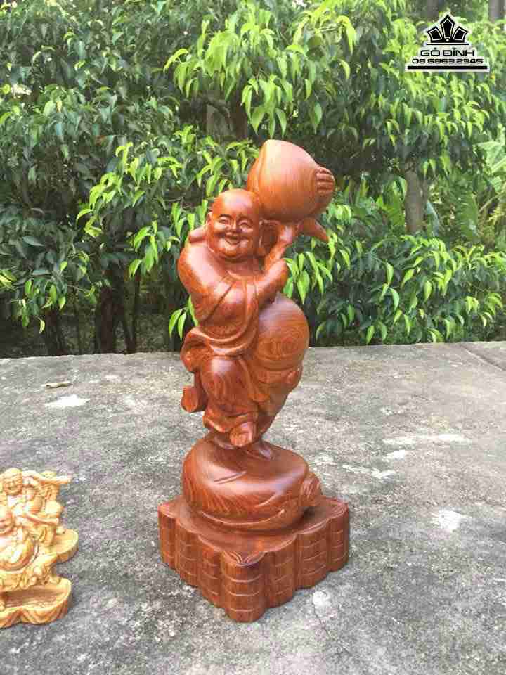 Di lặc vác đào gỗ hương cao 40 rộng 14 dày 14,5 (cm)