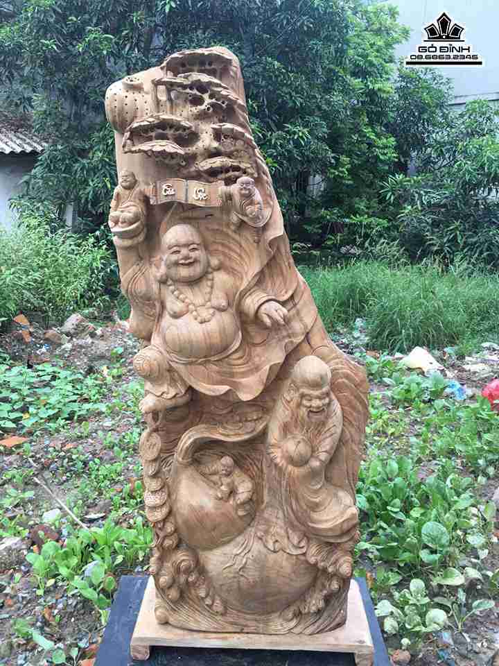 Phật di lặc và ông tiên gỗ xá xị  cao 133 rộng 53 dày 18 (cm)