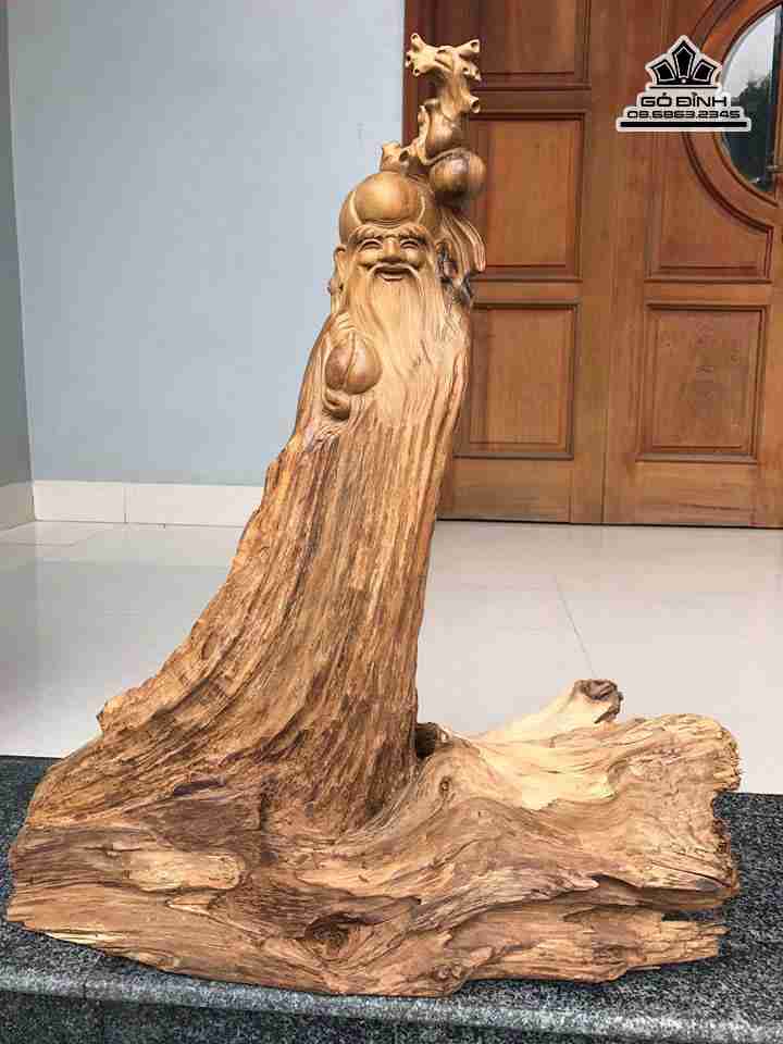 Ông thọ gỗ lũa bách xanh  cao 68 rộng 56 dày 22 (cm) 