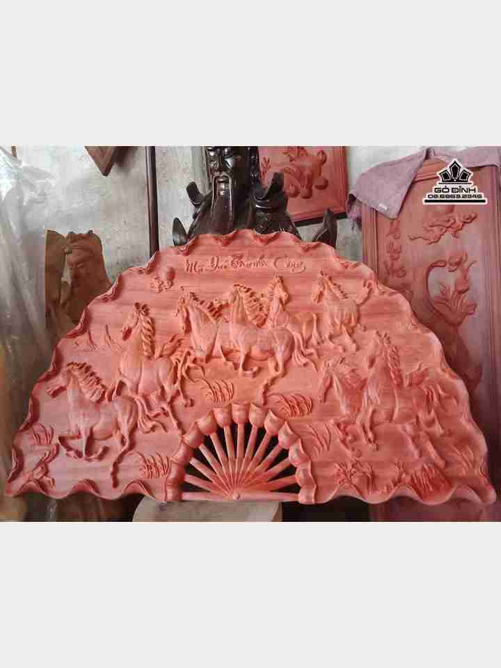 Quạt mã đáo thành công gỗ hương  cao 50 rộng 100 dày 3 (cm)