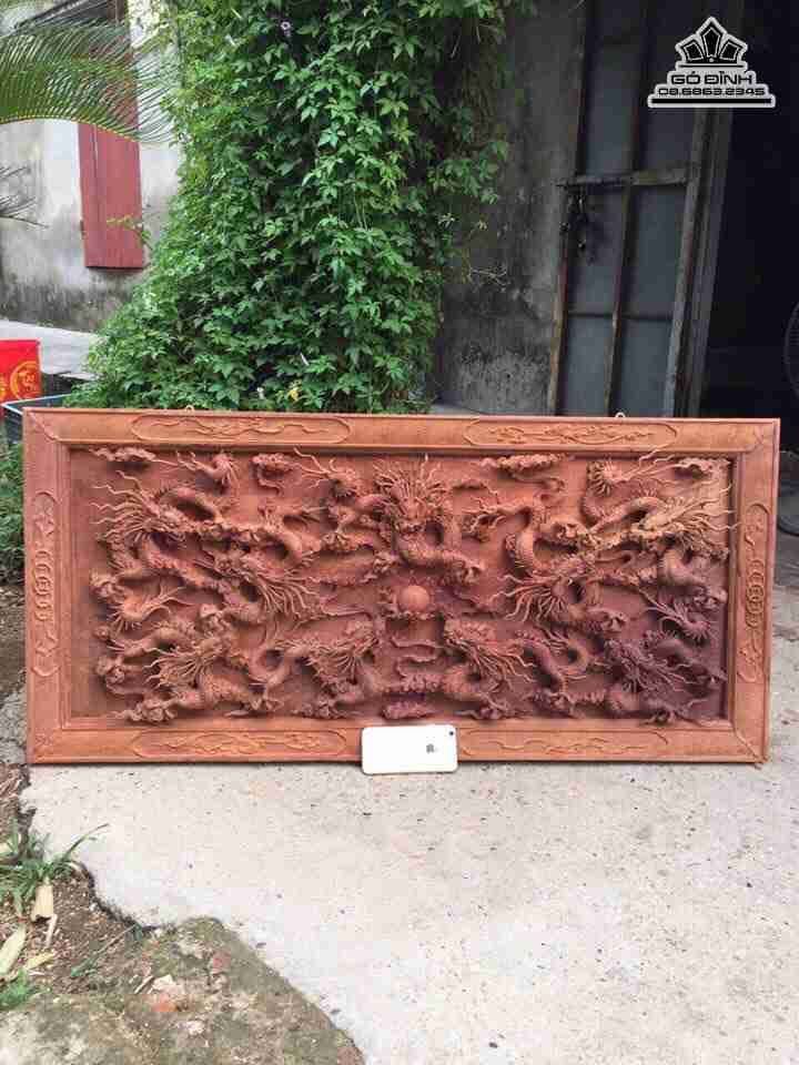 Tranh cửu long đoạt ngọc gỗ hương  dài 107 rộng 50 dày 6 (cm)