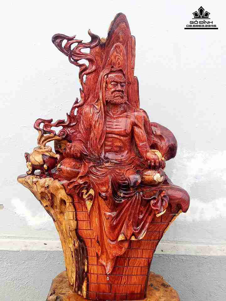 Đạt ma ngồi thiền gỗ cẩm  cao 57 ngang 37 dày 27 (cm)