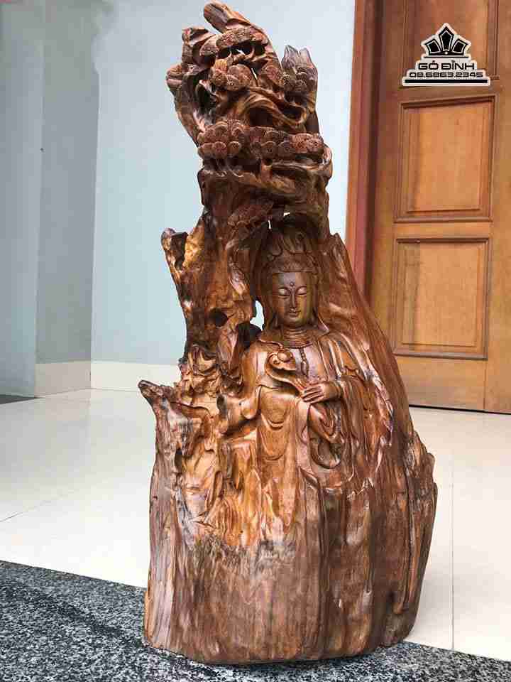 Phật bà gỗ lũa bách xanh  cao 56 rộng 28 dày 20 (cm)