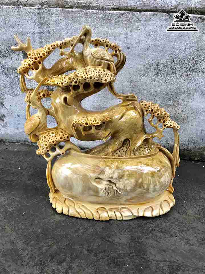 Bon sai gỗ nu nghiến  cao 41 rộng 40 dày 16 (cm)