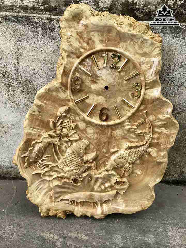 Đồng hồ cá chép gỗ nu nghiến  cao 50 rộng 36 dày 2.5 (cm)