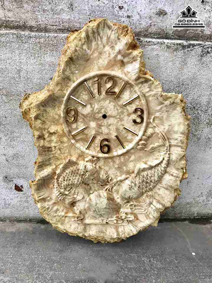Đồng hồ cá chép gỗ nu nghiến  cao 49 rộng 33 dày 2.2 (cm)