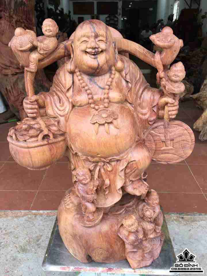 Phật di lặc gánh tiền gỗ cẩm  cao 73 rộng 56 sâu 30 (cm)