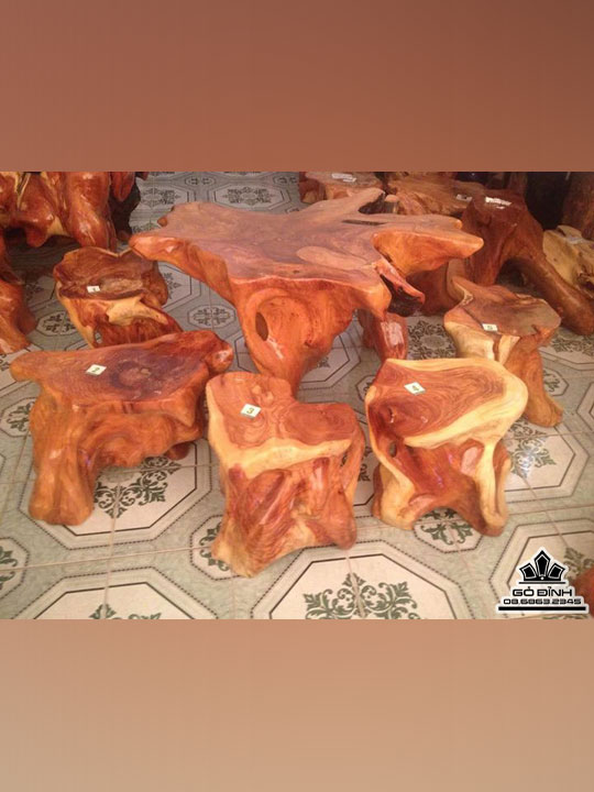 BỘ BÀN VÀ 5 ĐÔN GỖ CÀ TE -GÕ ĐỎ  gồm 1 bàn và 5 đôn