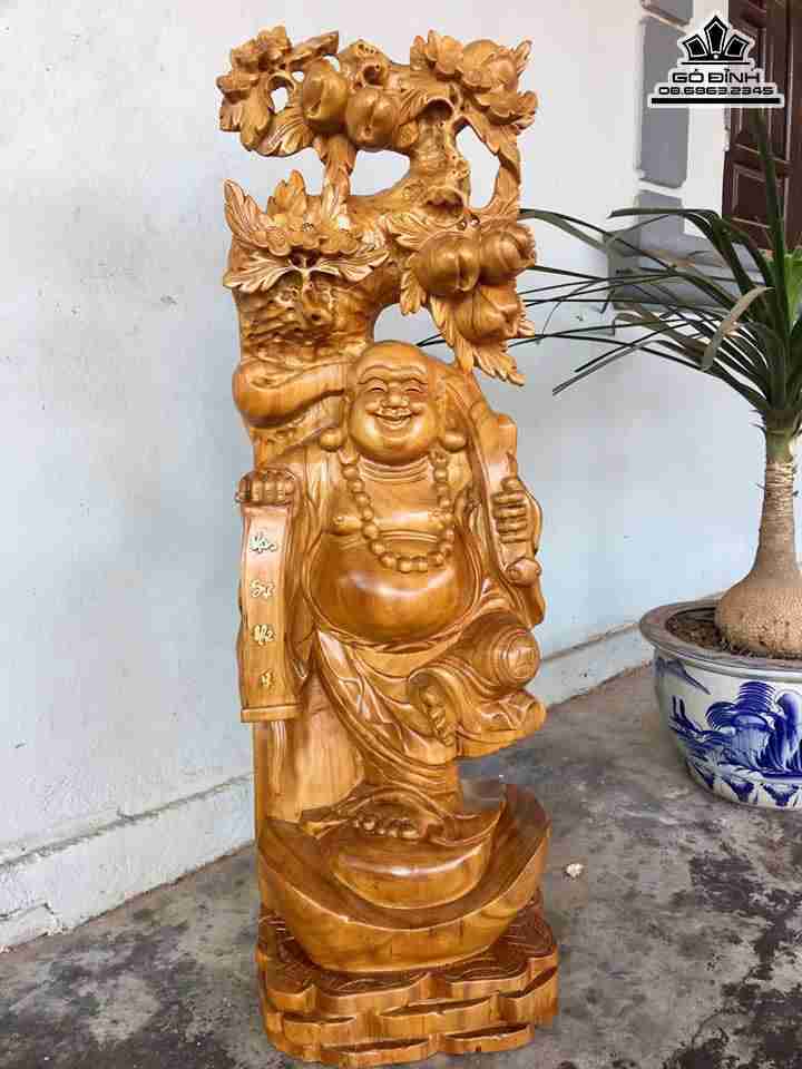 Phật di lặc vác cành đào gỗ xá xị thơm  cao 98 rộng 32 dày 20 (cm)