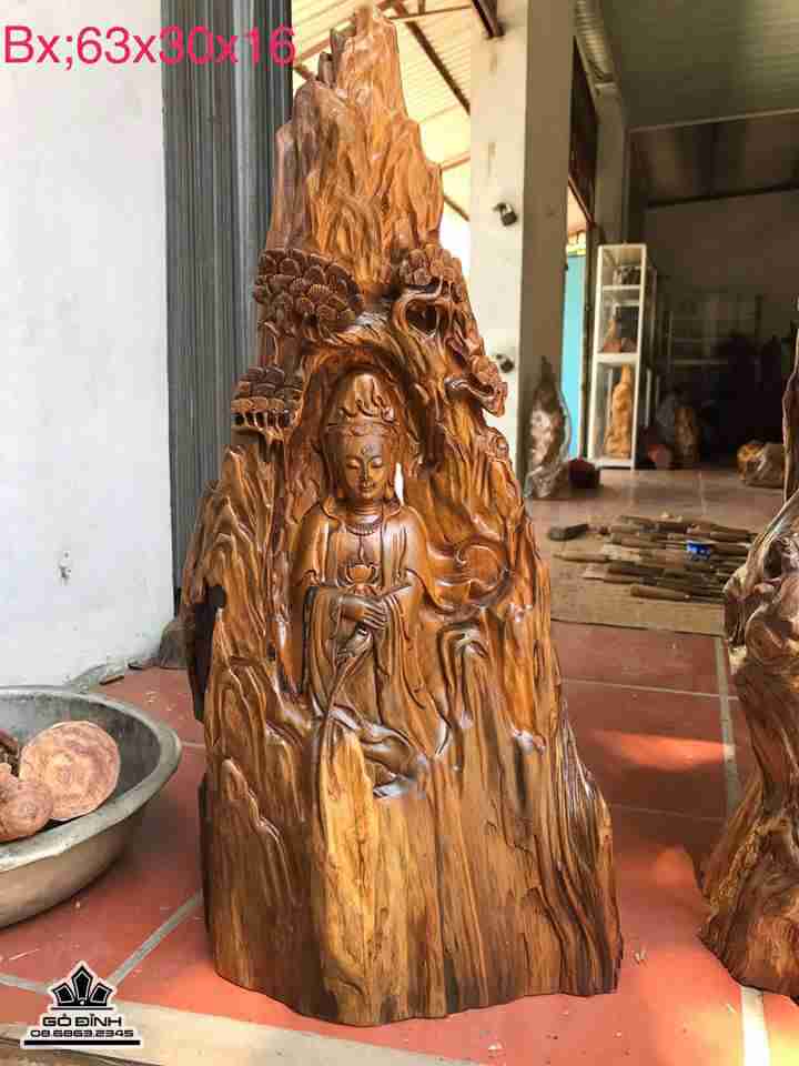Phật bà gỗ bách xanh thơm  63x30x16