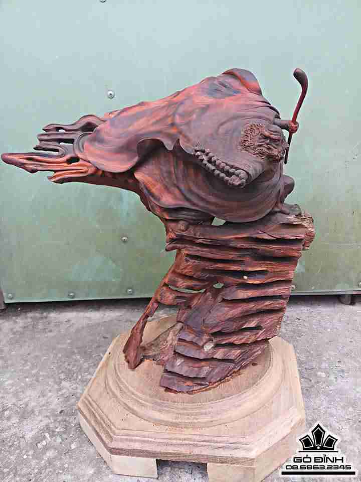 Đạt ma xuất quyền gỗ trắc đỏ đen  35x40x23