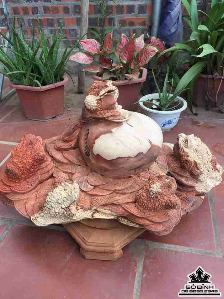 Ngũ cóc chấn lộc gỗ hương  70x31x40