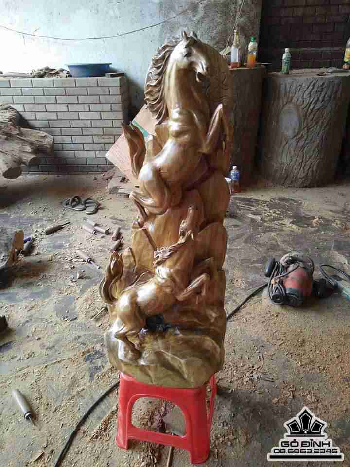 Song mã gỗ xá xị thơm 80x35x20