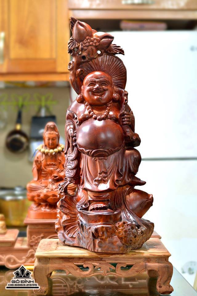 Phật di lặc gỗ hương  62x30x20