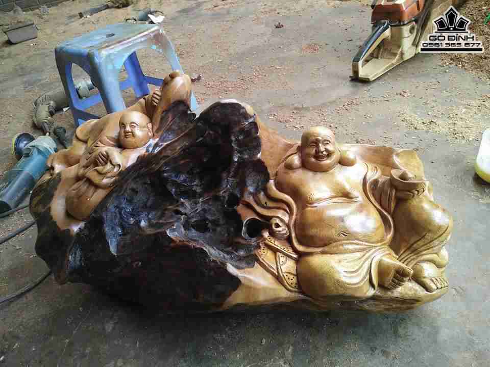 Phật di lặc nhất phúc gỗ xá xị thơm  30x55x28