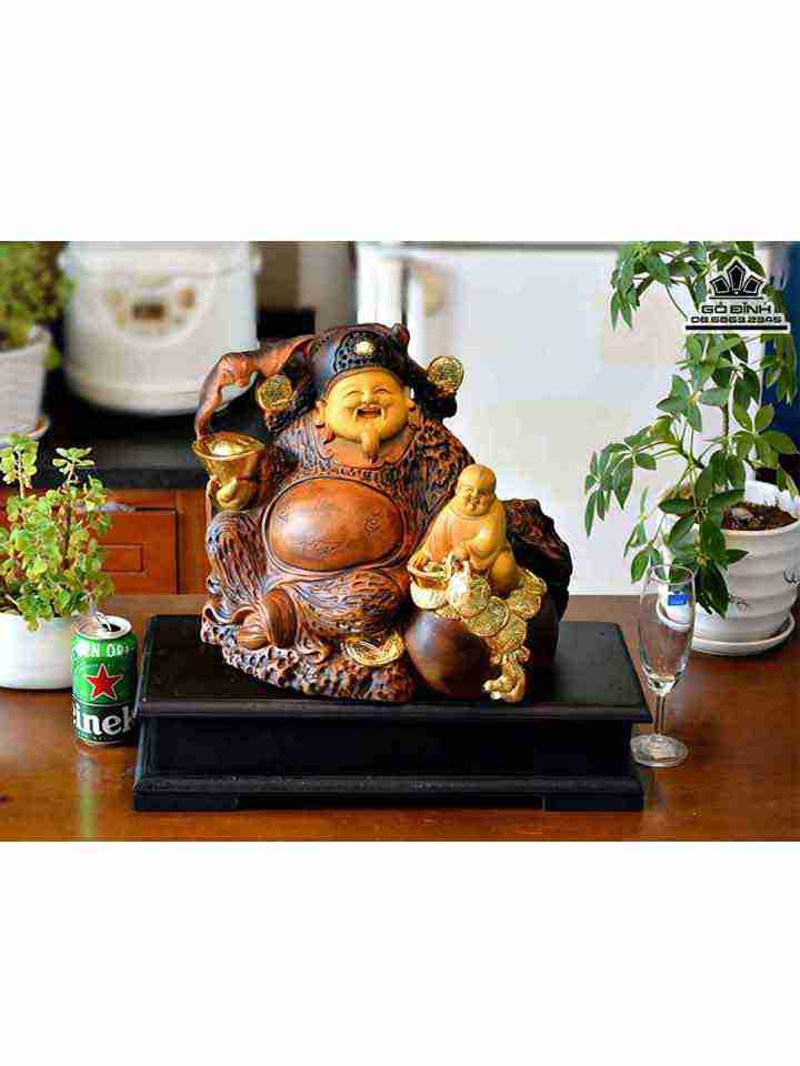 Tượng Thần Tài Nhất Phúc Gỗ Bách Xanh  Cao 41 Ngang 38 Dày 23 (cm)