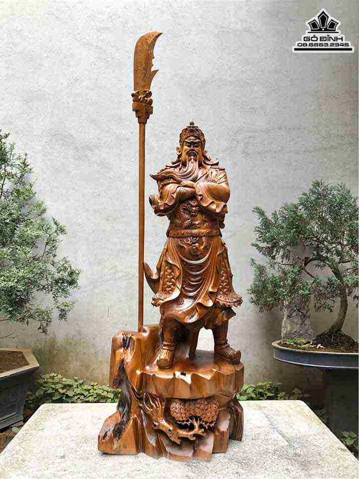 Tượng Quan Công Quan Vân Trường Gỗ Bách Xanh  Cao 120 Ngang 52 Sâu 31 (cm)