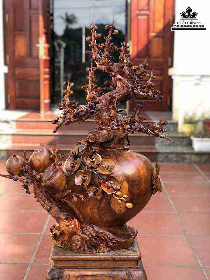 Tượng Bình Mai Đào Gỗ Hương Việt  Cao 100 Ngang 80 Sâu 50 Đường Kính Bình 45 (cm)